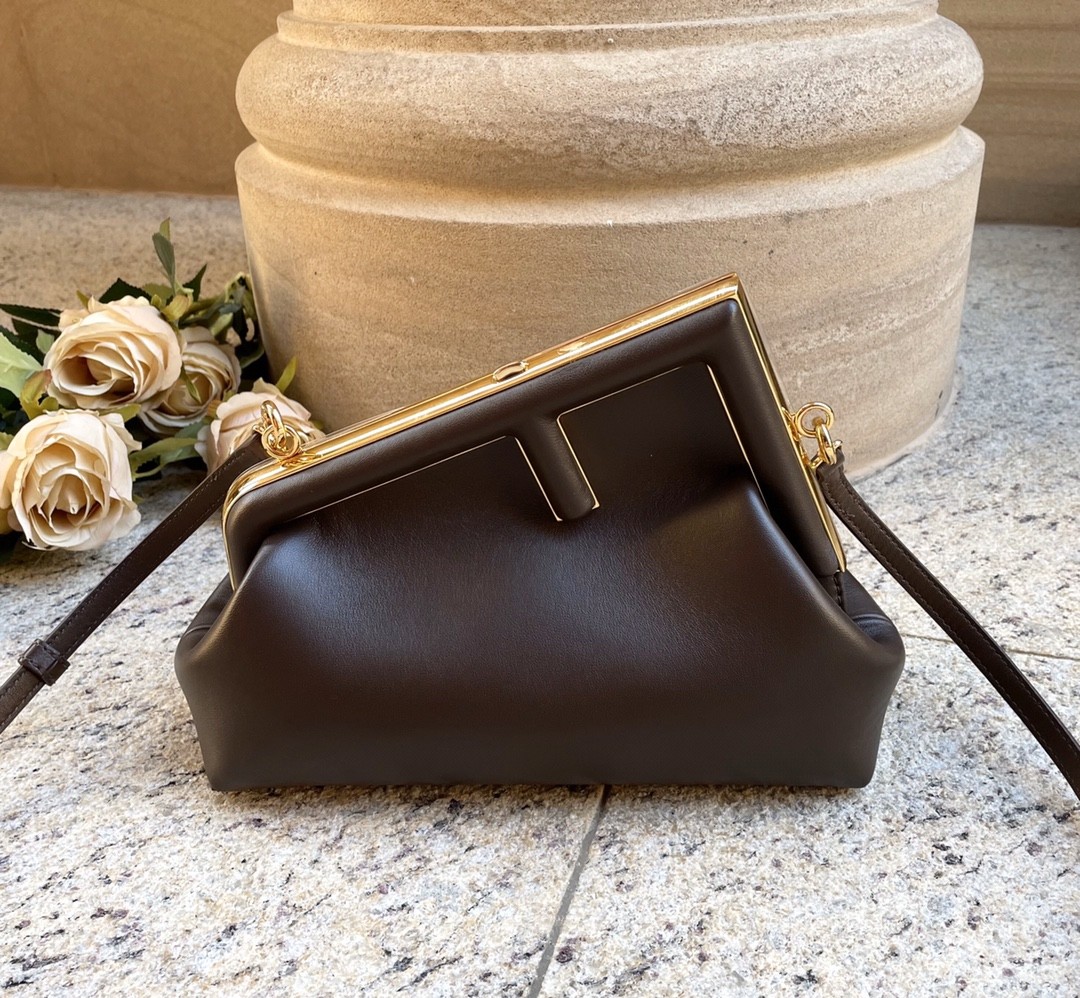 펜디 퍼스트 숄더백