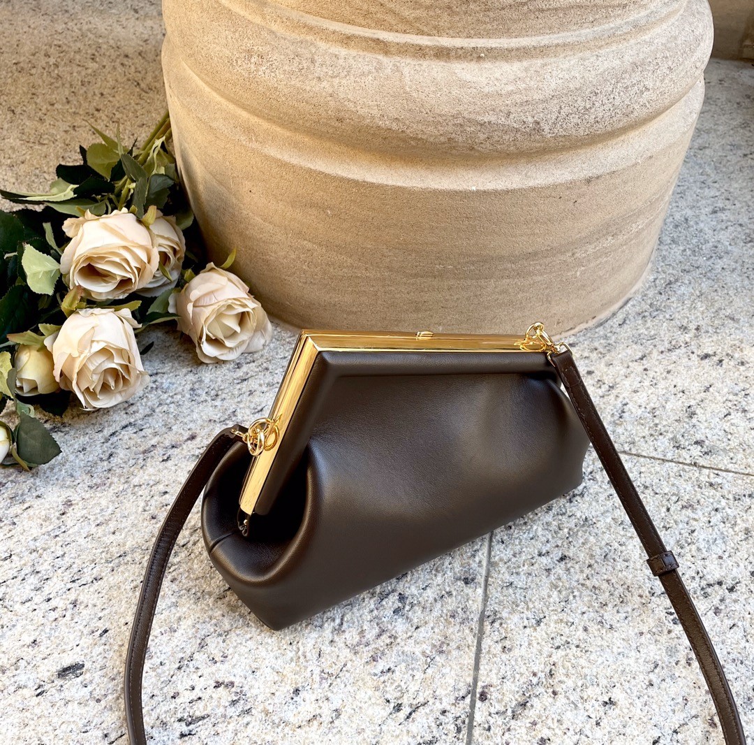 펜디 퍼스트 숄더백