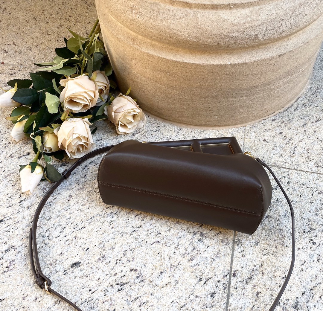 펜디 퍼스트 숄더백