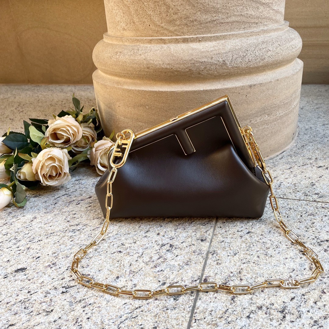 펜디 퍼스트 숄더백