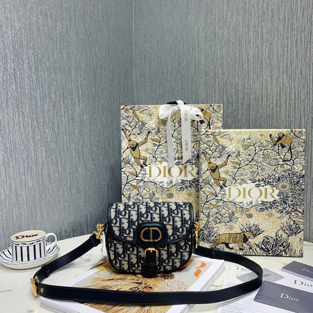 디올 BOBBY 백 오블리크 스몰 (네이비)