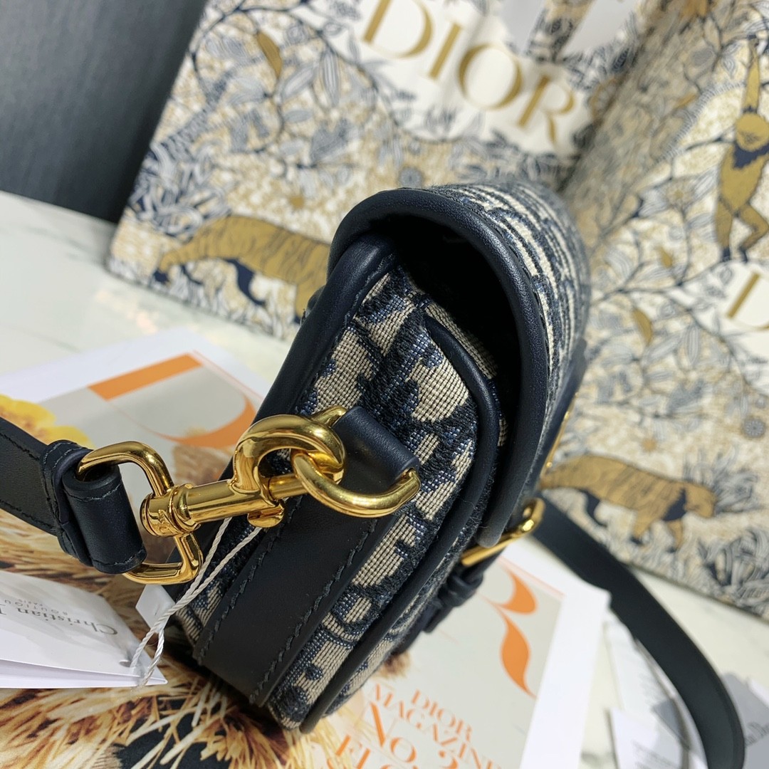 디올 BOBBY 백 오블리크 스몰 (네이비)