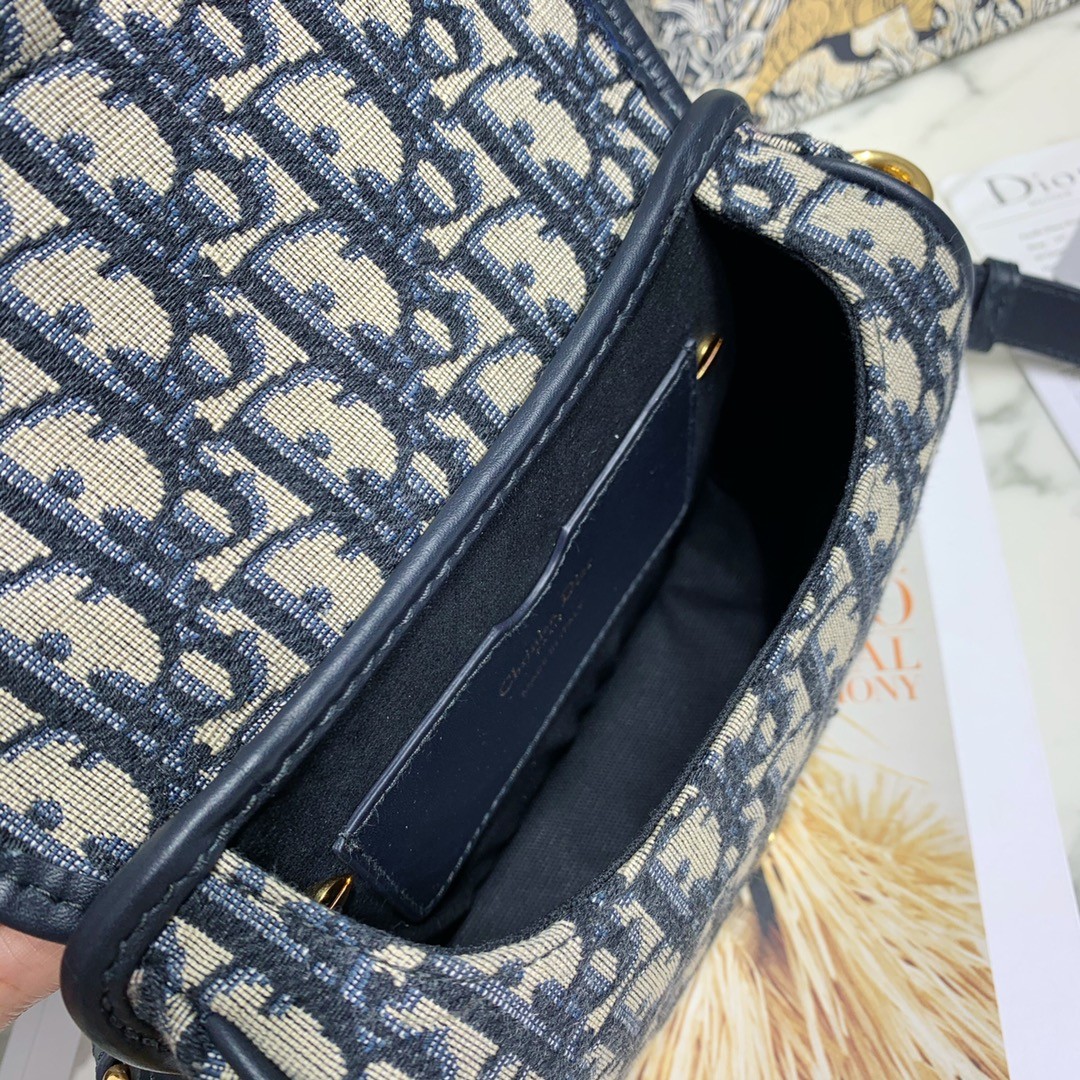 디올 BOBBY 백 오블리크 스몰 (네이비)