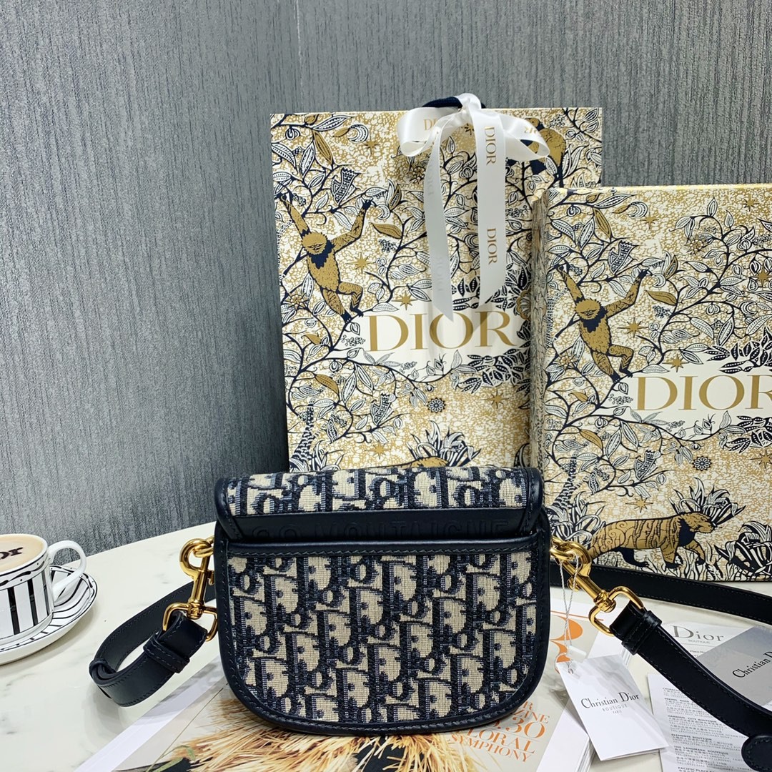 디올 BOBBY 백 오블리크 스몰 (네이비)