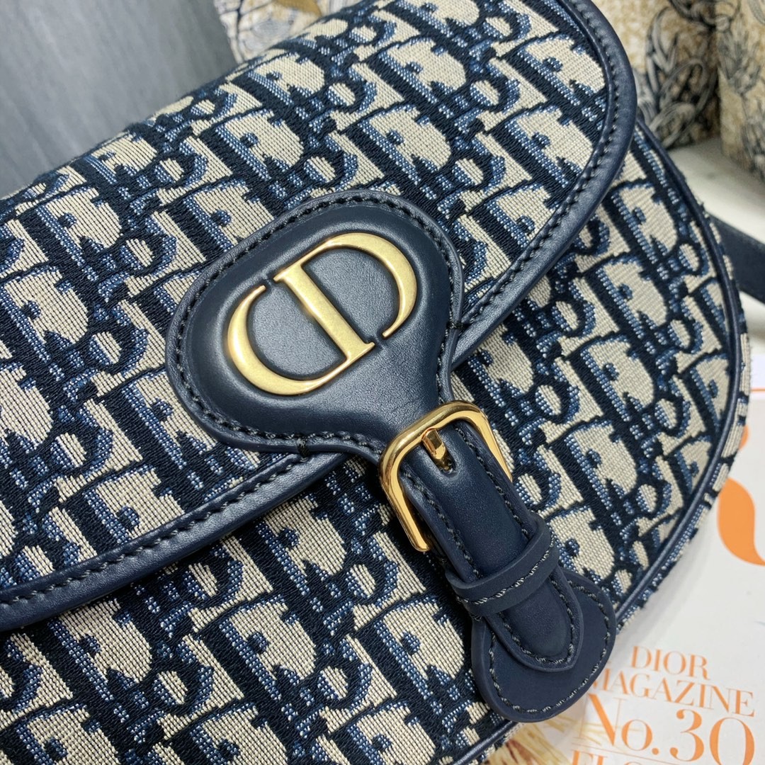 디올 BOBBY 백 오블리크 미듐 (네이비)