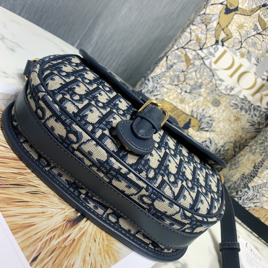 디올 BOBBY 백 오블리크 미듐 (네이비)