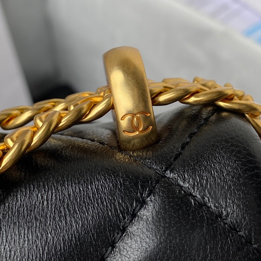 샤넬 CHANEL 체인 플랩 백