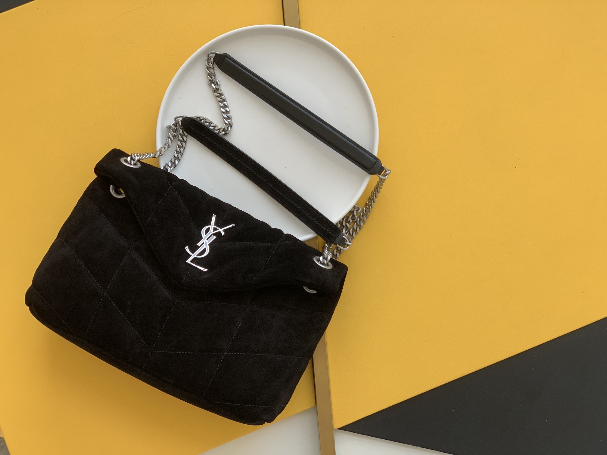 세인트로랑 모노그램 루루 푸퍼백 블랙 은장 (29cm)