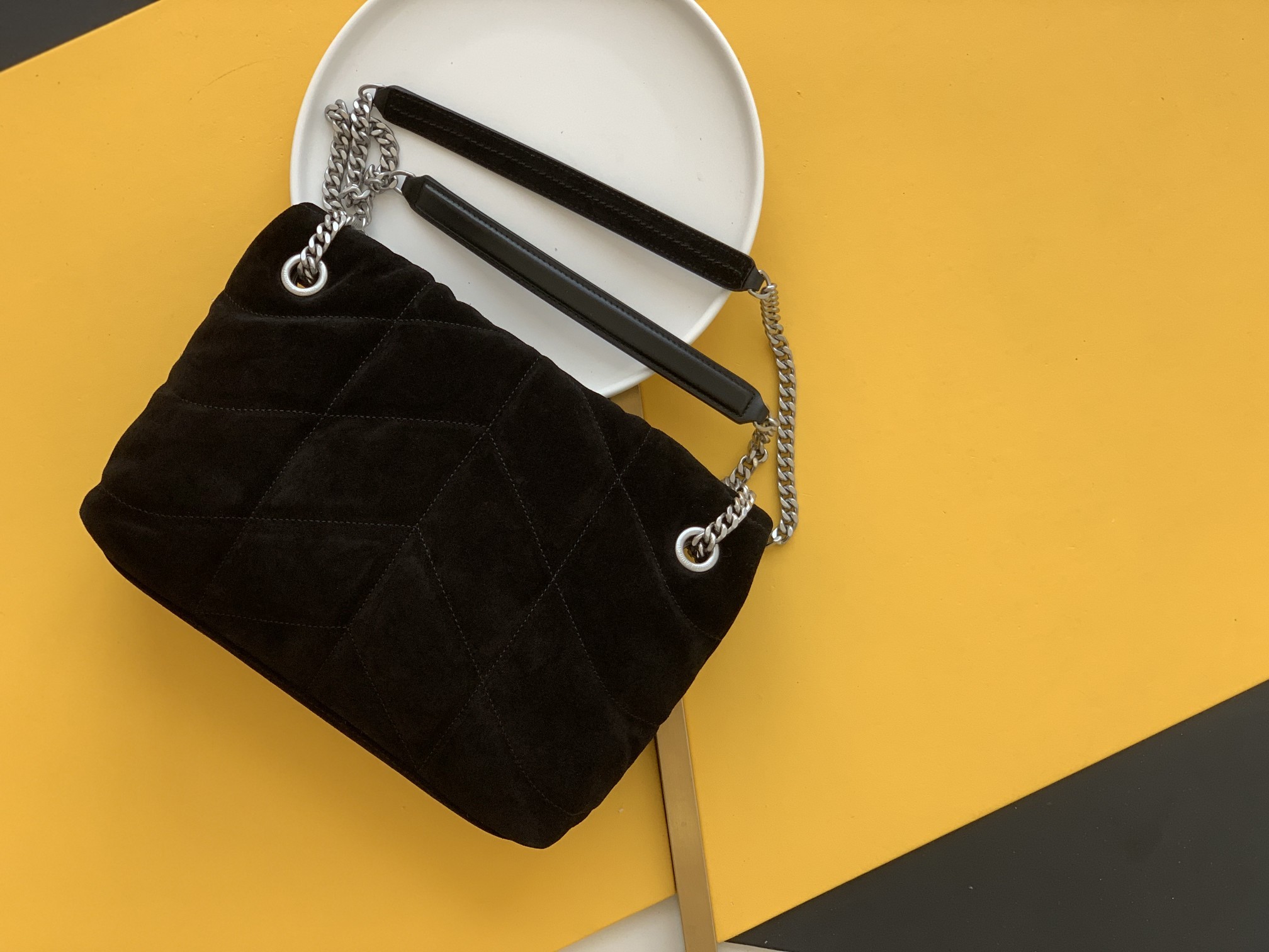 세인트로랑 모노그램 루루 푸퍼백 블랙 은장 (29cm)