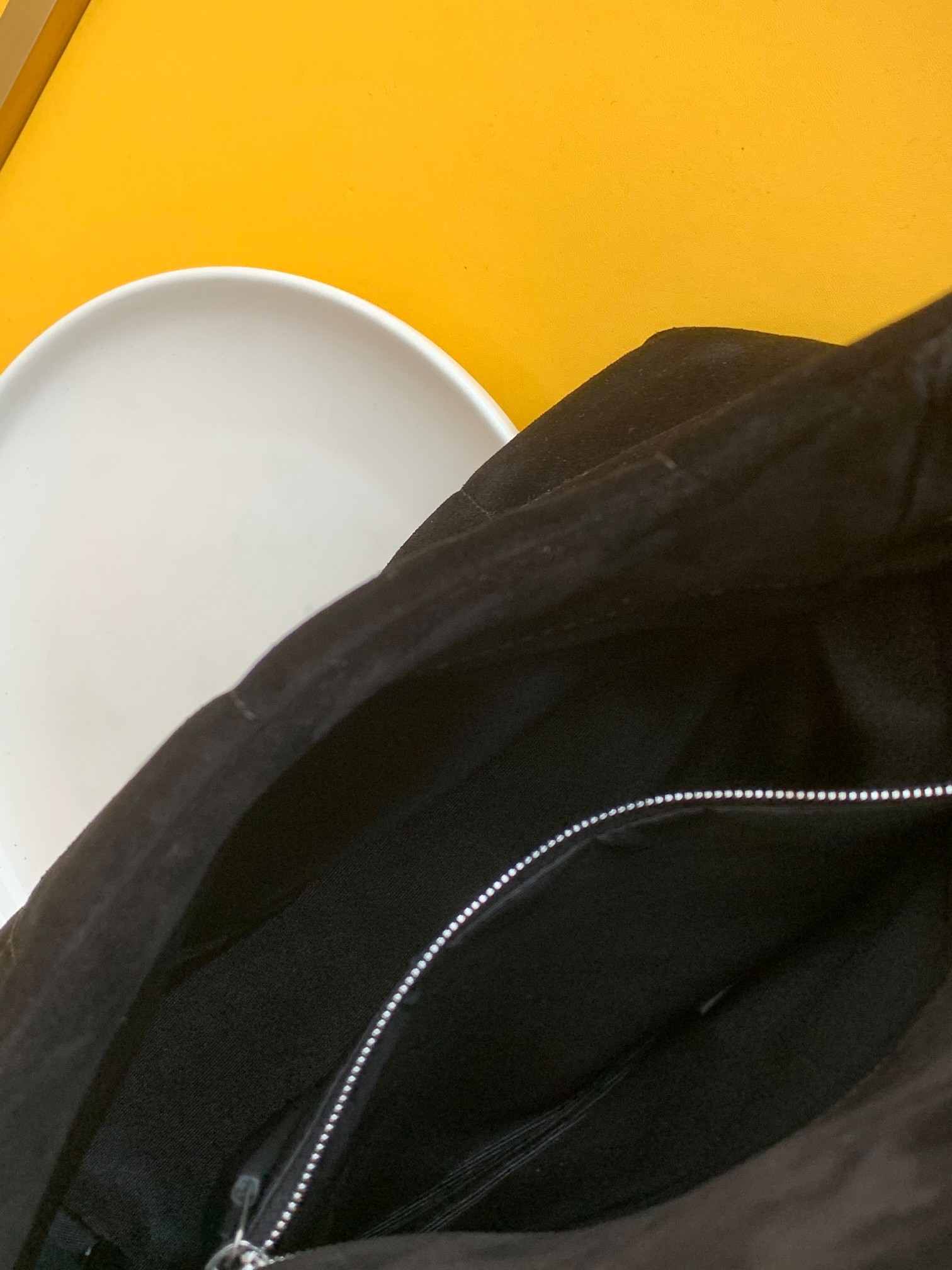 세인트로랑 모노그램 루루 푸퍼백 블랙 은장 (29cm)