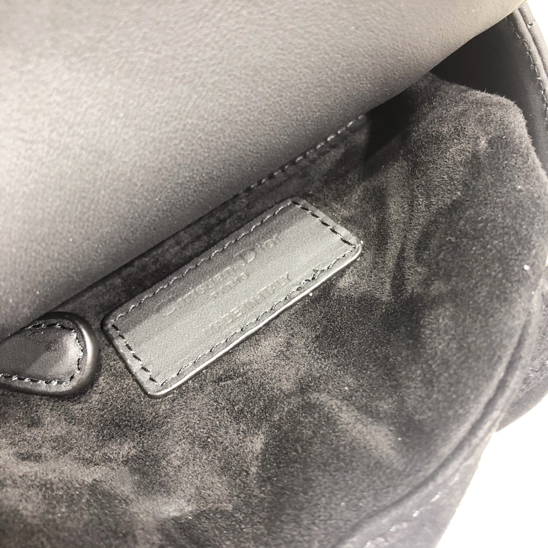 디올 레이디백 미니 램스킨 매트 (블랙)