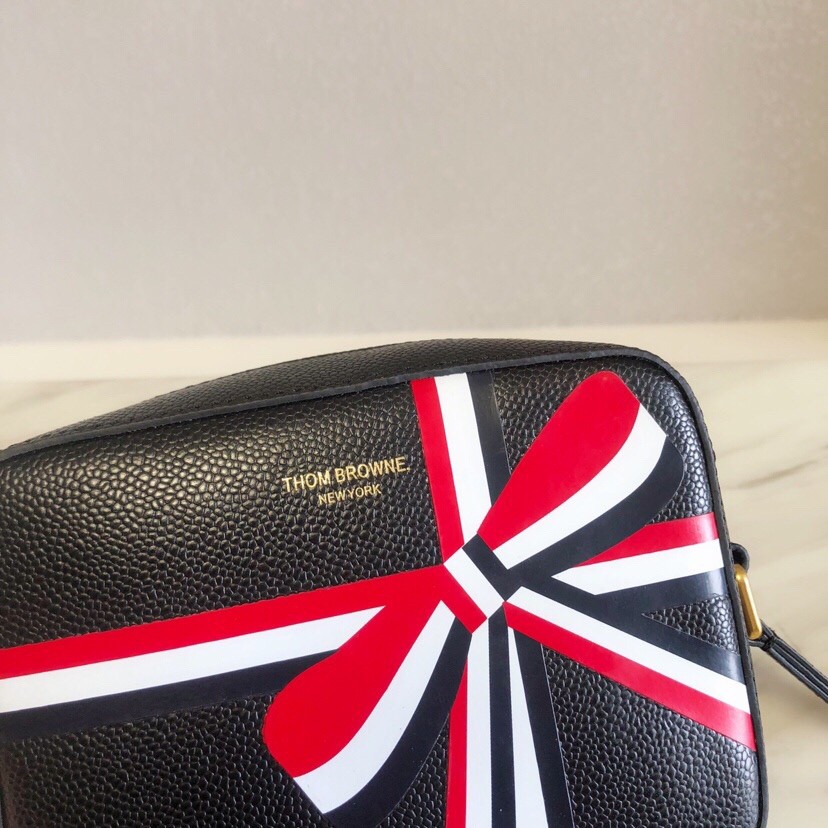 톰 브라운 숄더 백