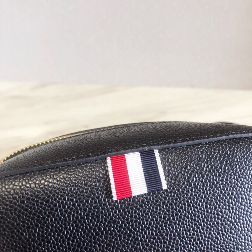 톰 브라운 숄더 백