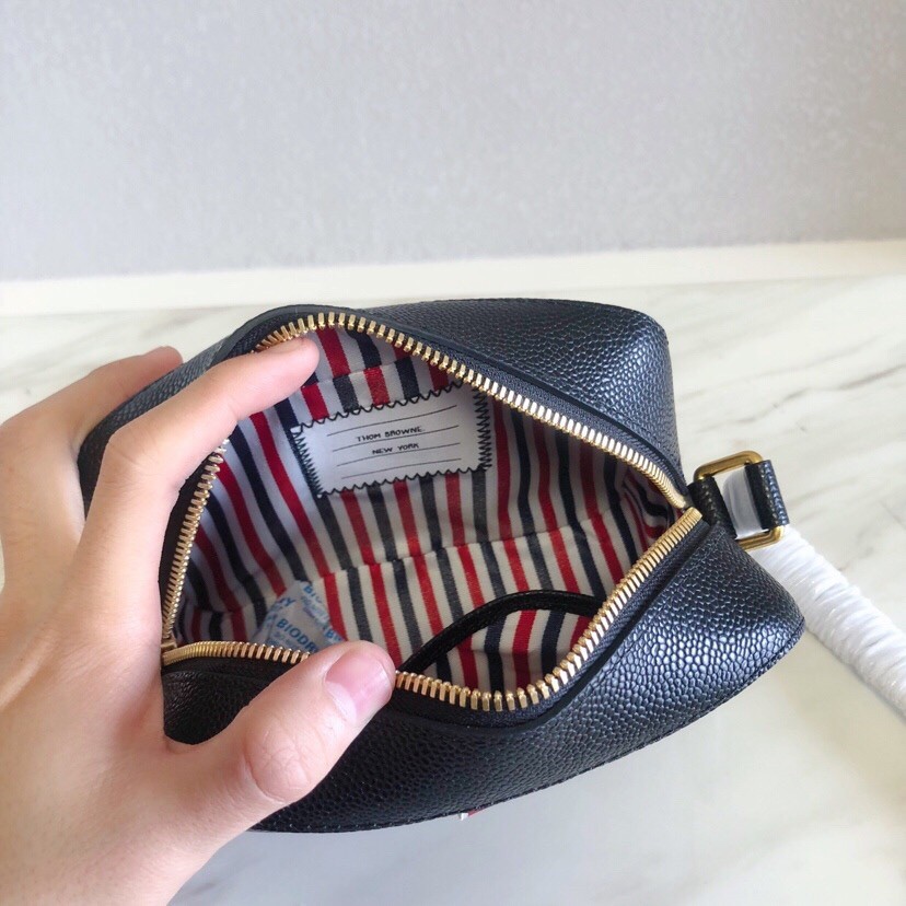 톰 브라운 숄더 백