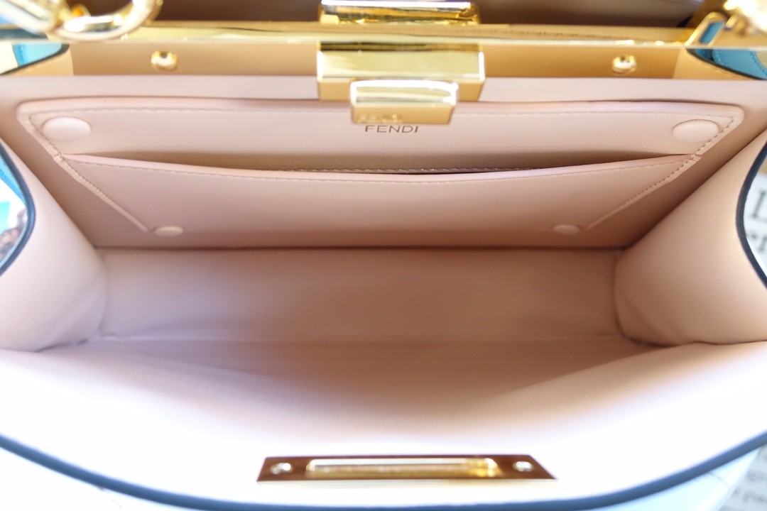 펜디 FENDI 피카부 아이씨유 토트 백