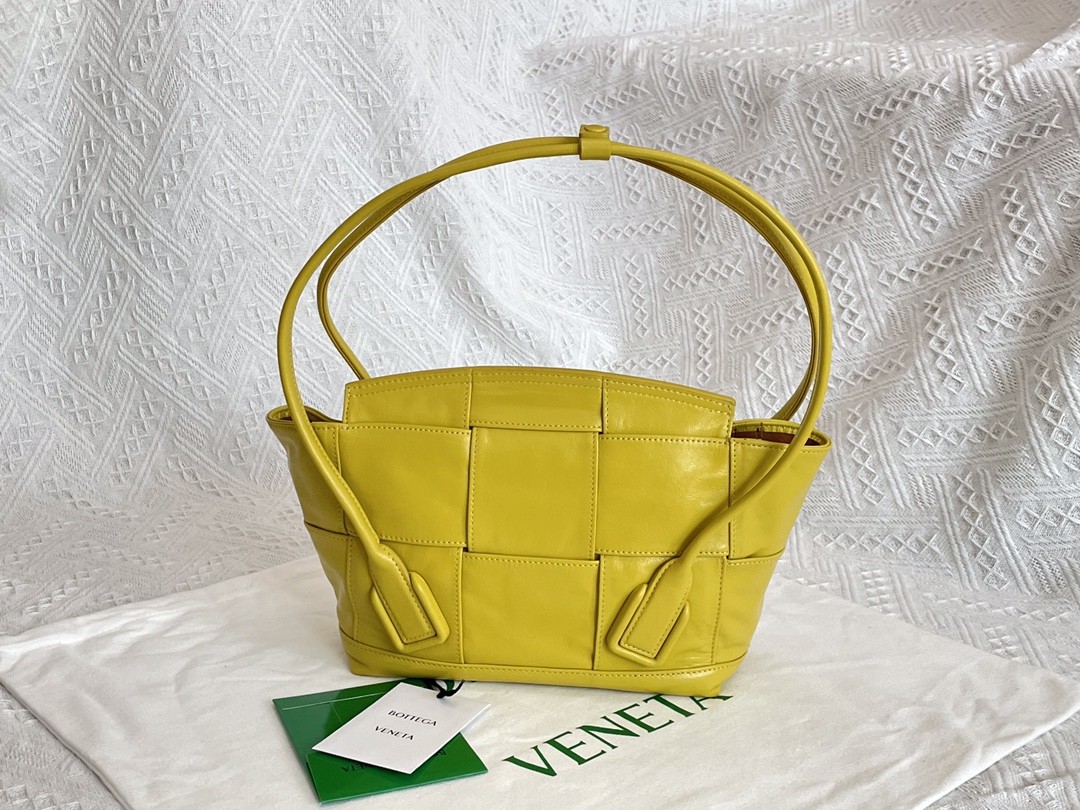 보테가베네타 아르코 스몰 토트백