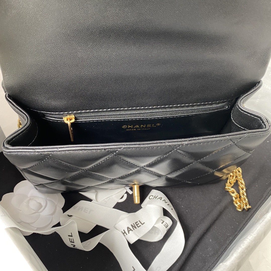 샤넬 CHANEL 체인 플랩 백