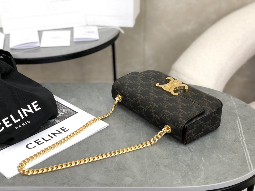 [CELINE-셀린느] 클로드 체인 숄더백 - 트리옹프 캔버스 탠  [백경]