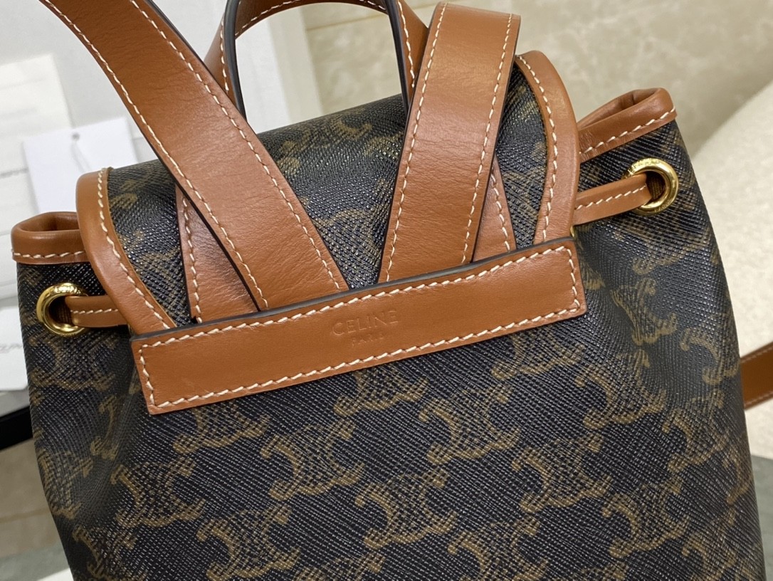 [CELINE-셀린느]  미니 폴코 백팩 - 트리옹프 캔버스 & 카프스킨 탠 [백경]