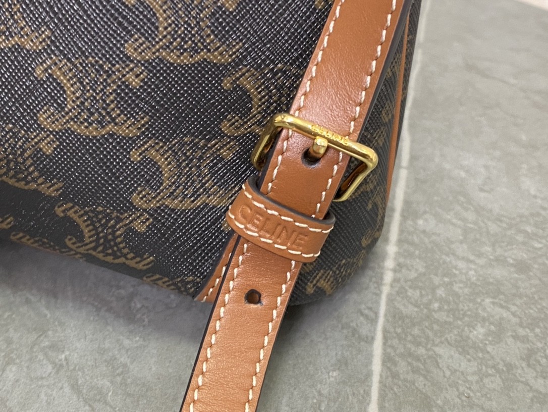 [CELINE-셀린느]  미니 폴코 백팩 - 트리옹프 캔버스 & 카프스킨 탠 [백경]