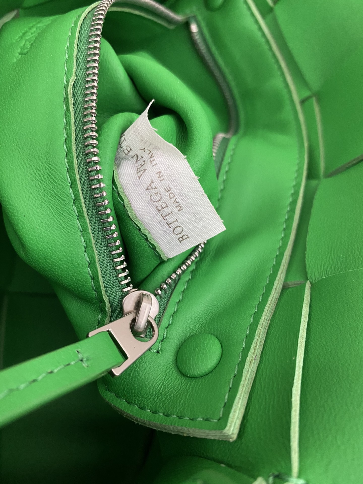 보테가베네타 카세트백 그린