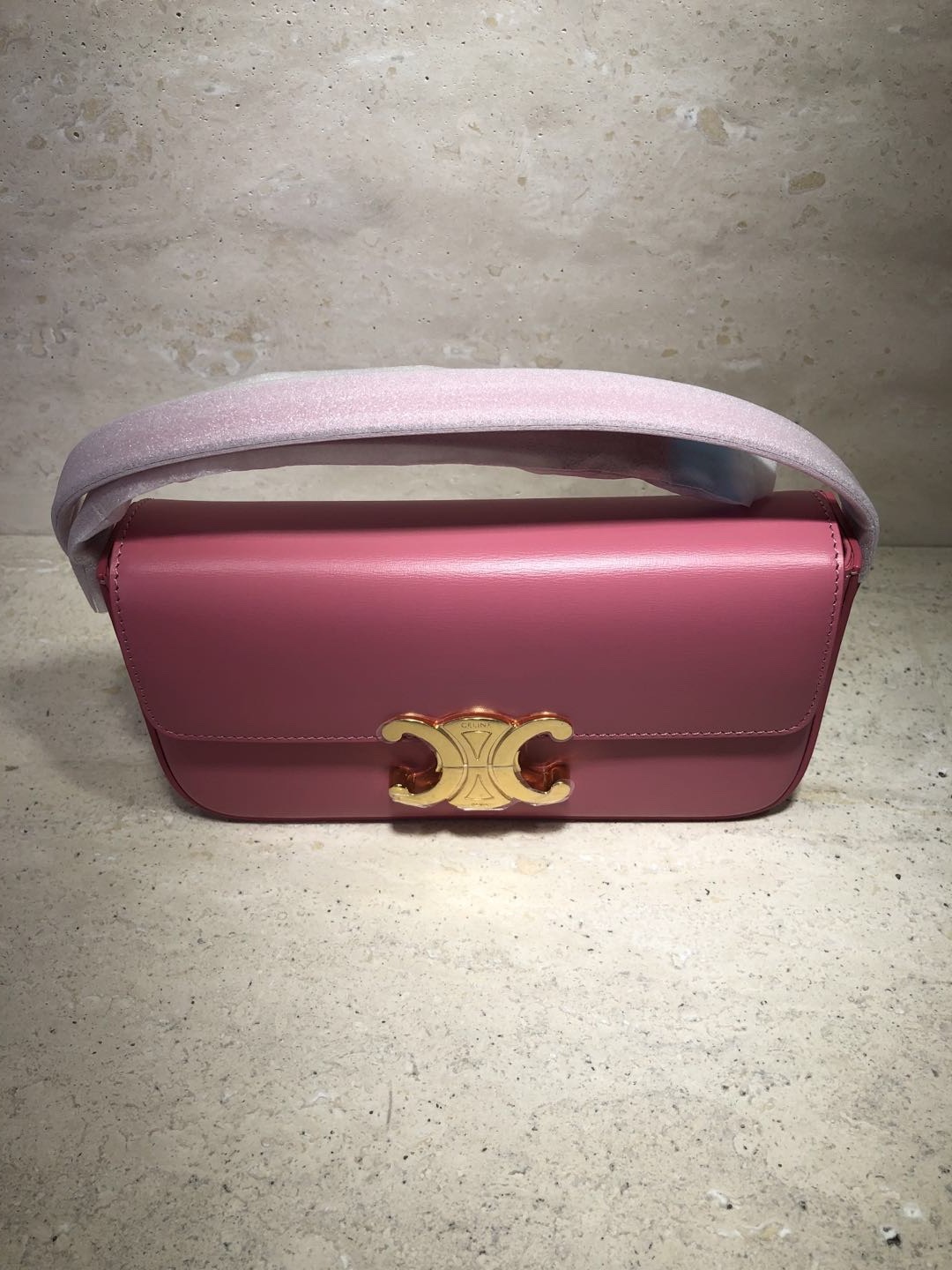 [CELINE-셀린느]  셀린느 샤이니 카프스킨 미니 숄더백 라이트 핑크