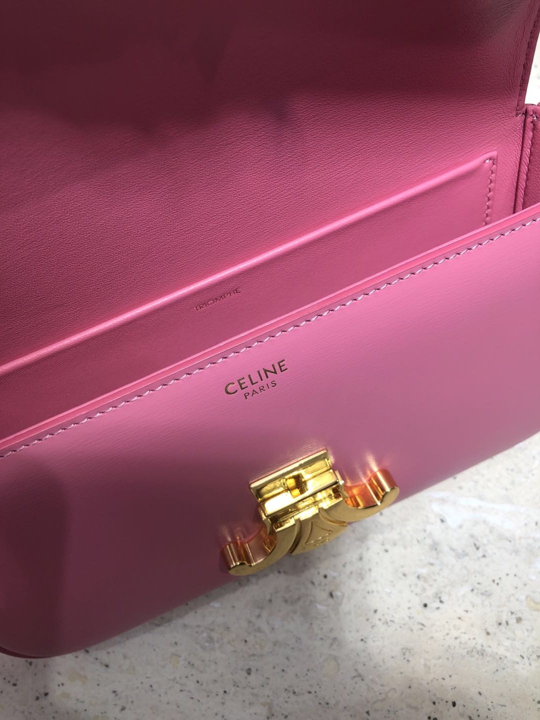 [CELINE-셀린느]  셀린느 샤이니 카프스킨 미니 숄더백 라이트 핑크