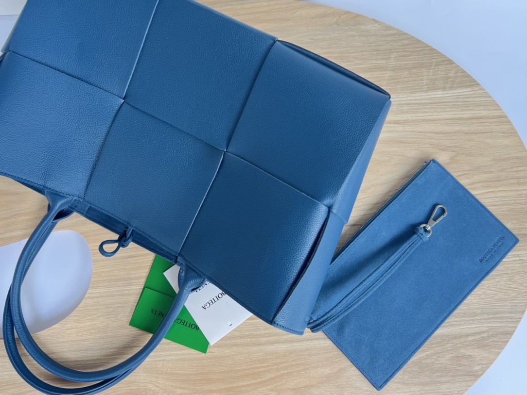 보테가베네타 BV 여성 토트 백