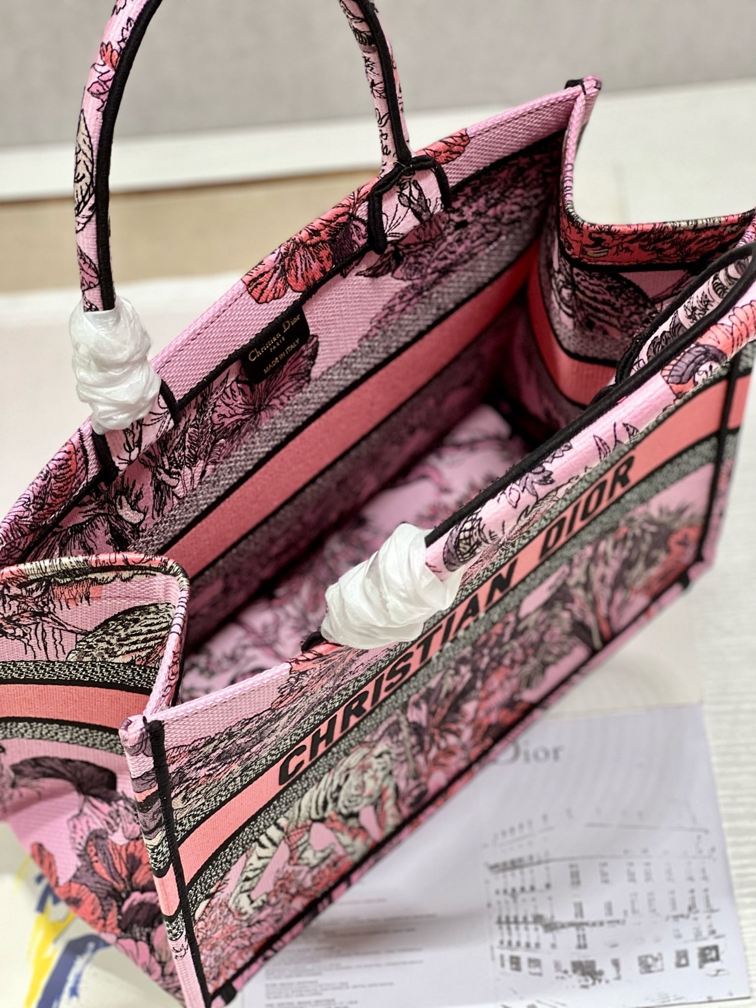 디올 북 토트백 미듐