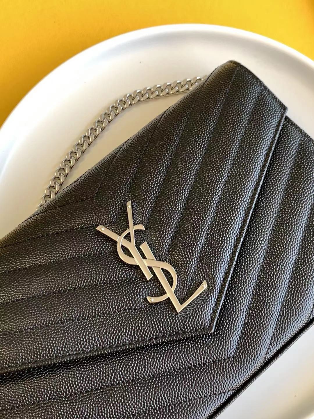 세인트로랑 YSL 로고 모노그램 체인 숄더백 블랙 (은장)