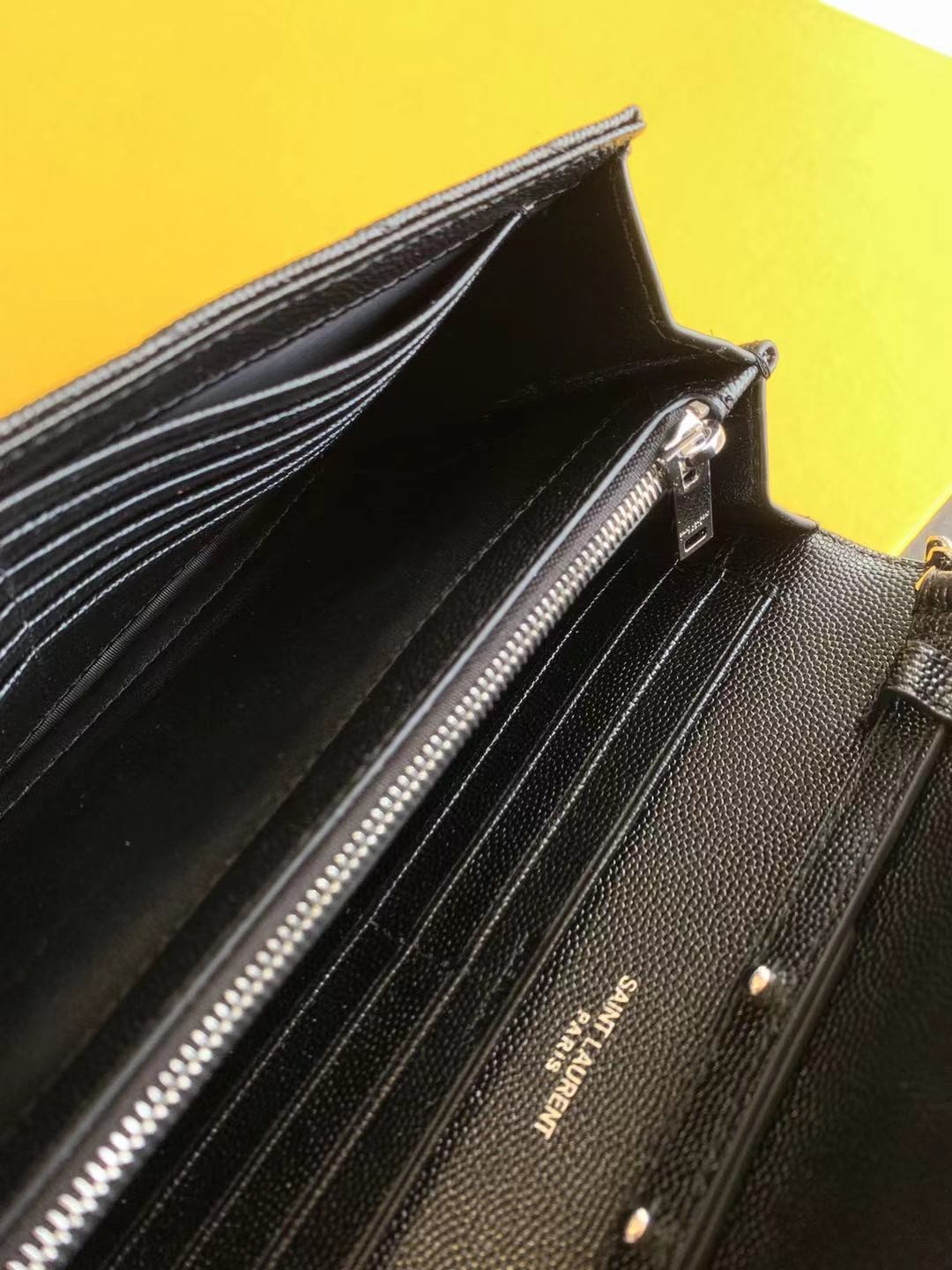 세인트로랑 YSL 로고 모노그램 체인 숄더백 블랙 (은장)