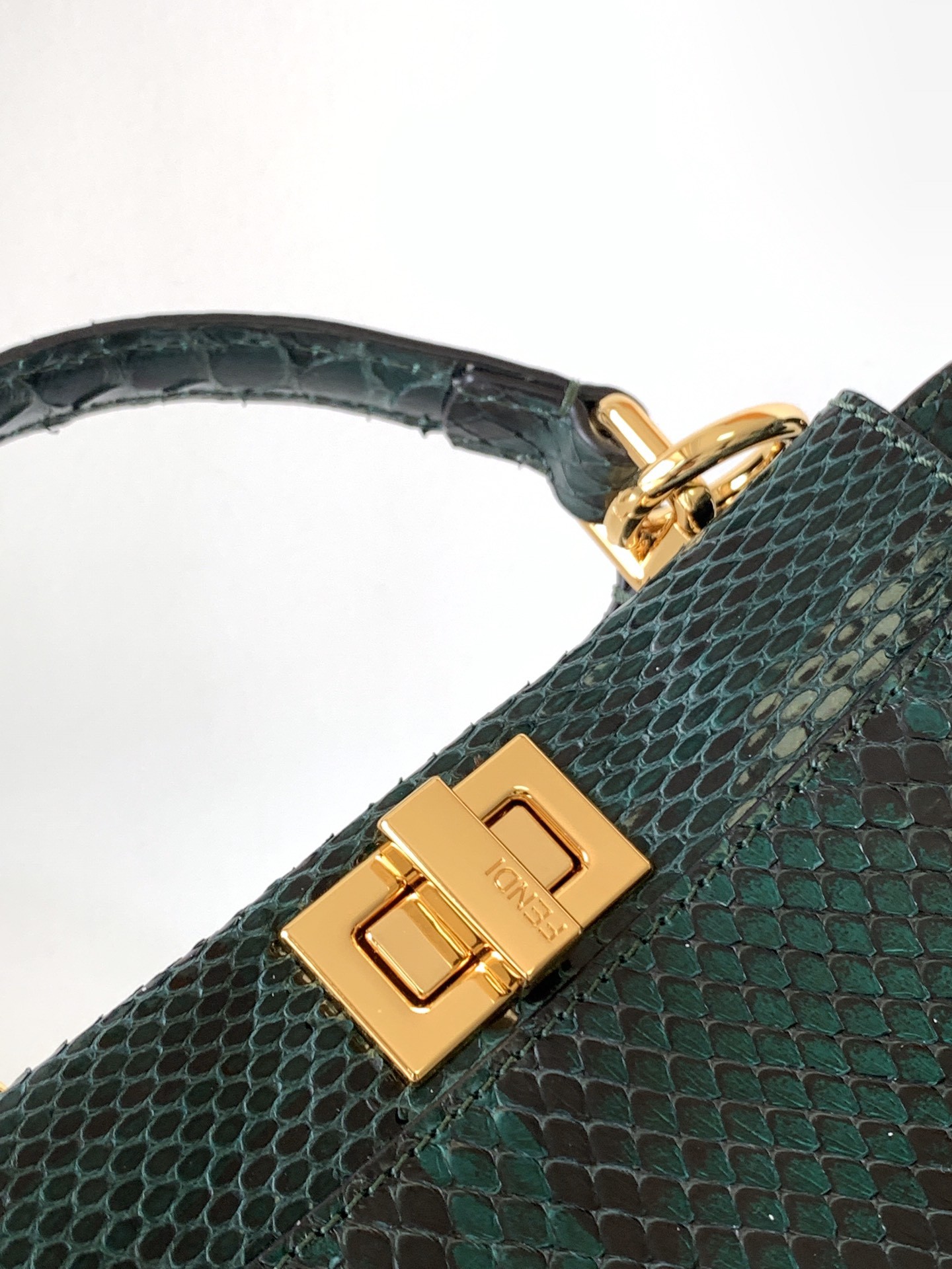 펜디 FENDI Peekaboo 토트 백