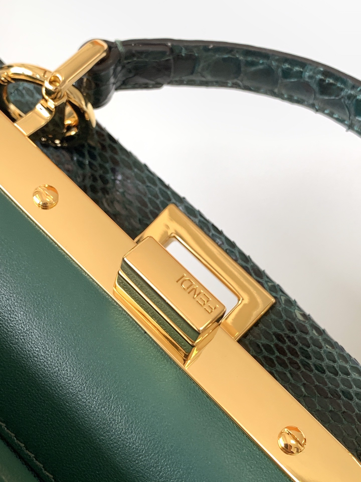 펜디 FENDI Peekaboo 토트 백