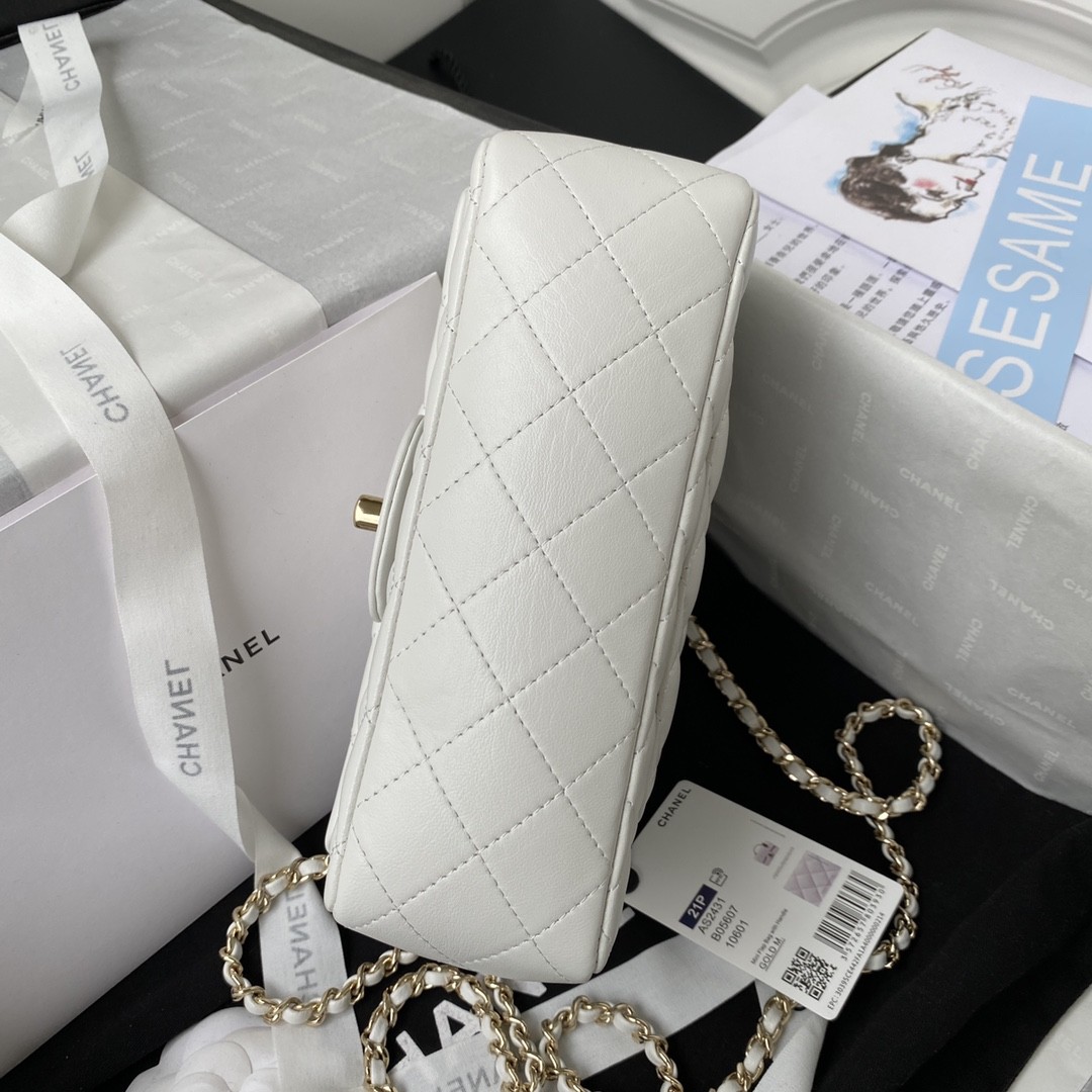 샤넬 뉴미니 탑핸들 램스킨 금장 플랩백 (화이트)
