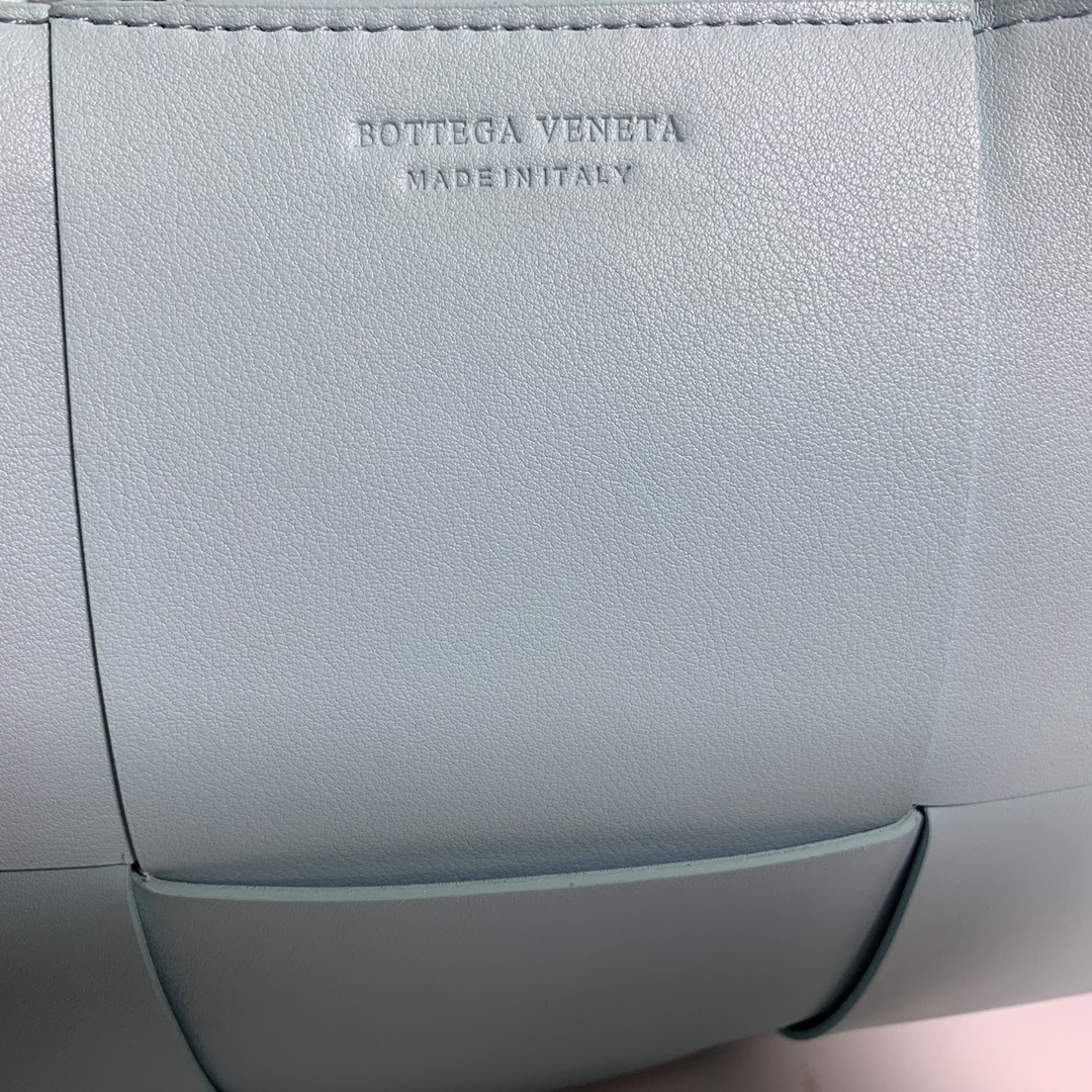 보테가베네타 토트백