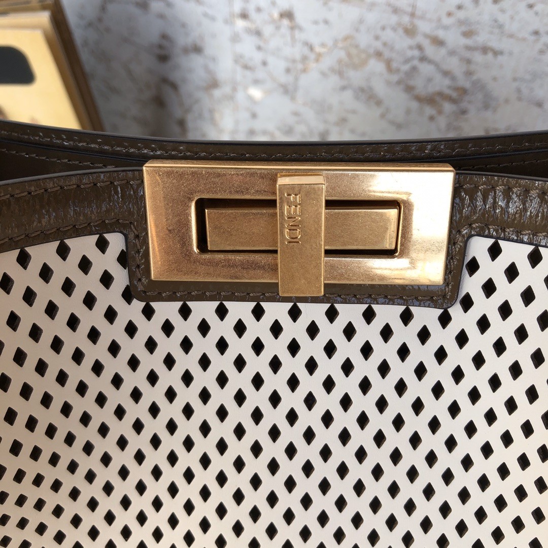 펜디 FENDI 피카부 토트 백