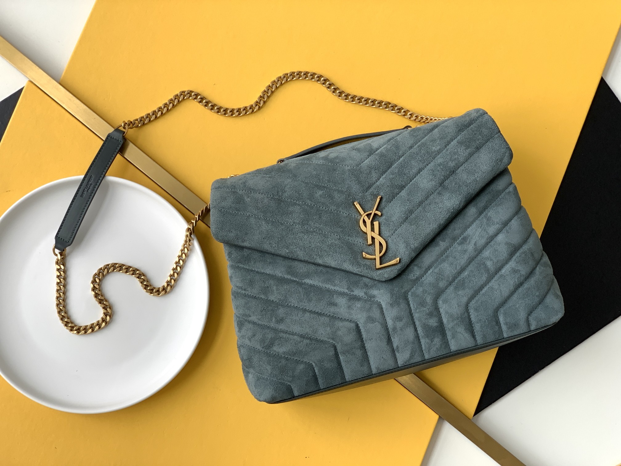 세인트로랑 선셋 모노그램 사첼백 미듐