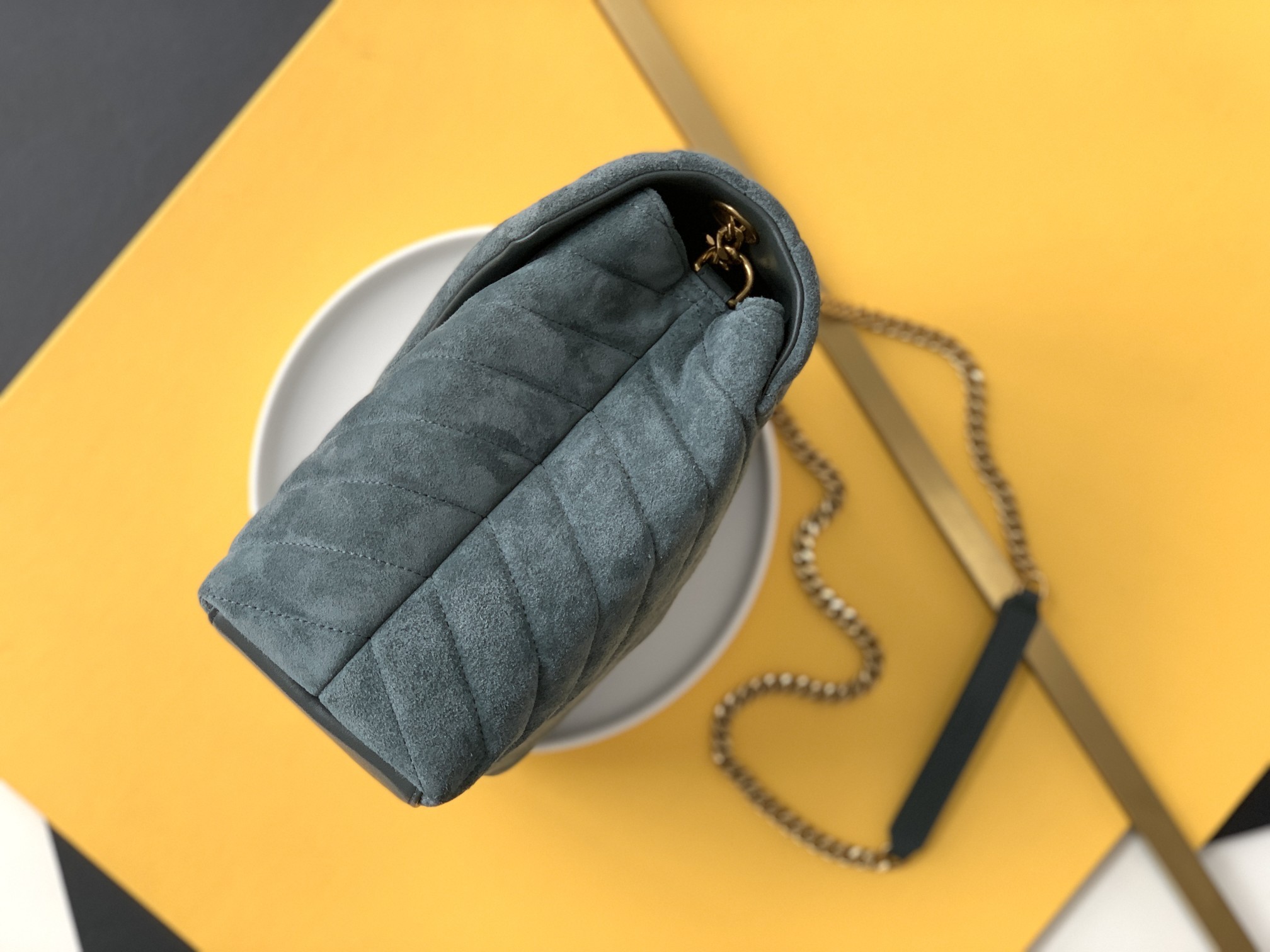 세인트로랑 선셋 모노그램 사첼백 미듐