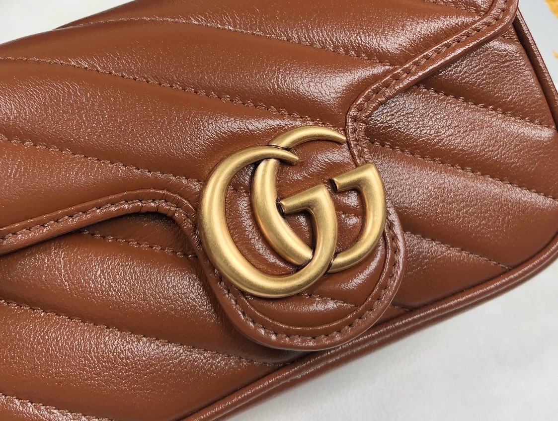 구찌 GUCCI GG 마몬트 마틀라세 가죽 슈퍼 미니 백