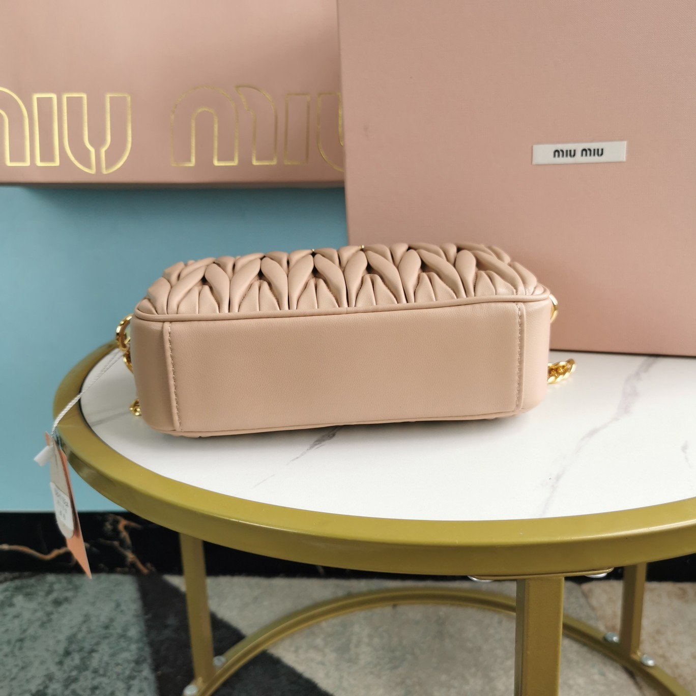 미우미우 숄더 백