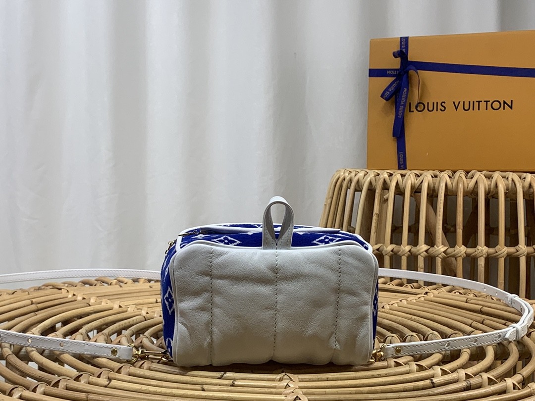 루이비통 LV Palm Springs 팜 스프링스 백 팩