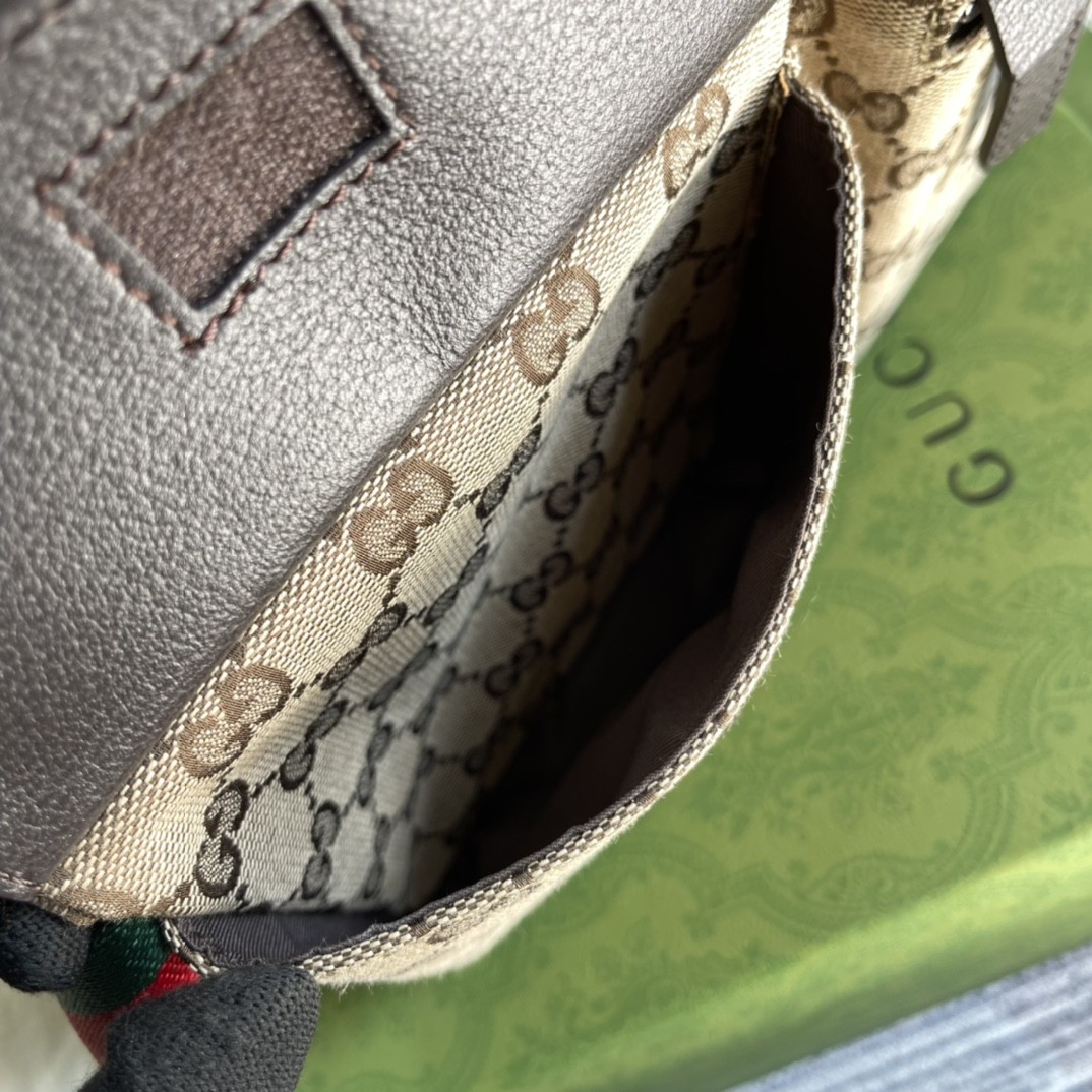 구찌 GUCCI GG 자가드 투포켓 힙색