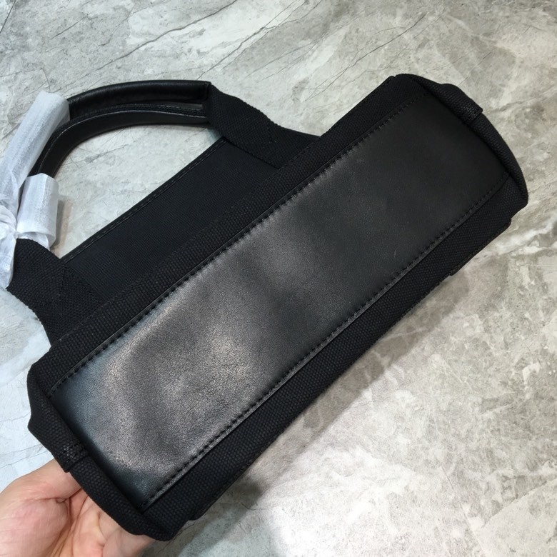 발렌시아가 카바스 XS 토트백