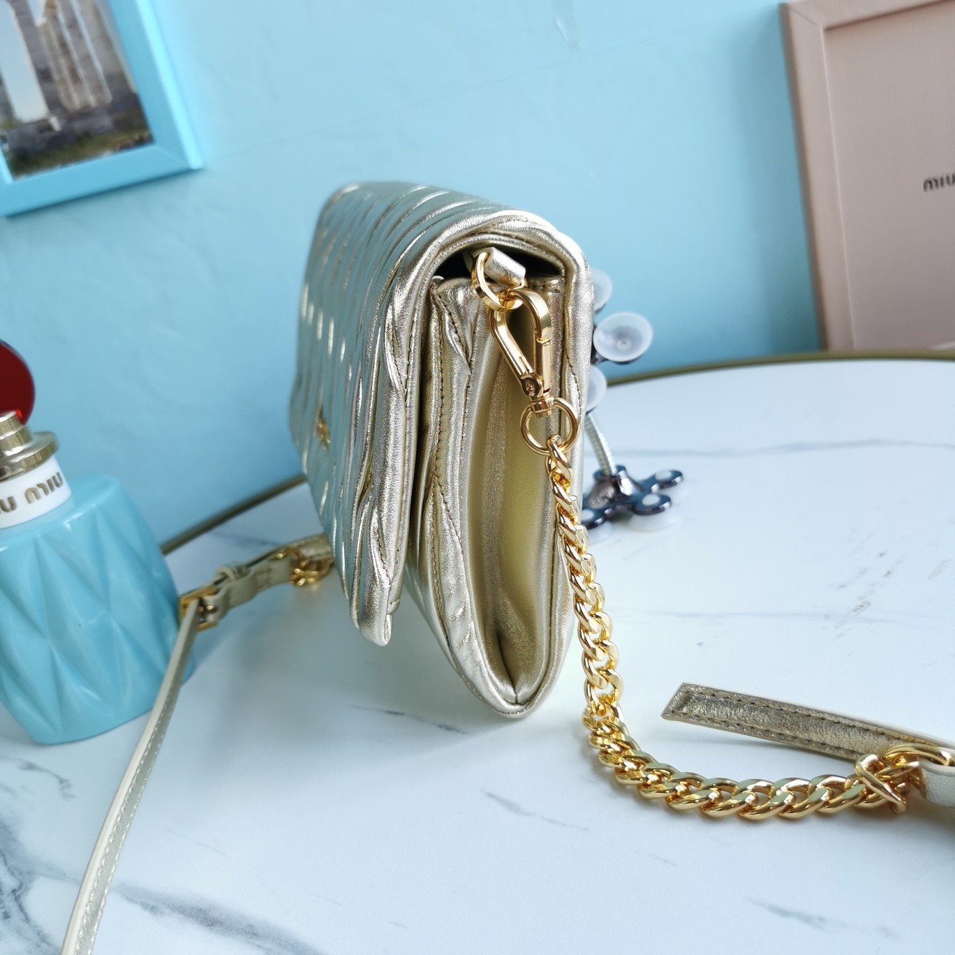 미우미우 마테라쎄 숄더백 미니