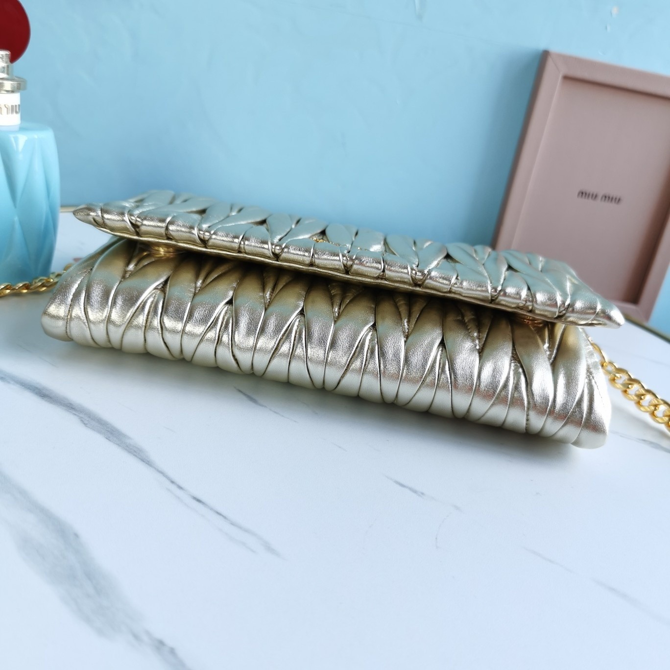 미우미우 마테라쎄 숄더백 미니