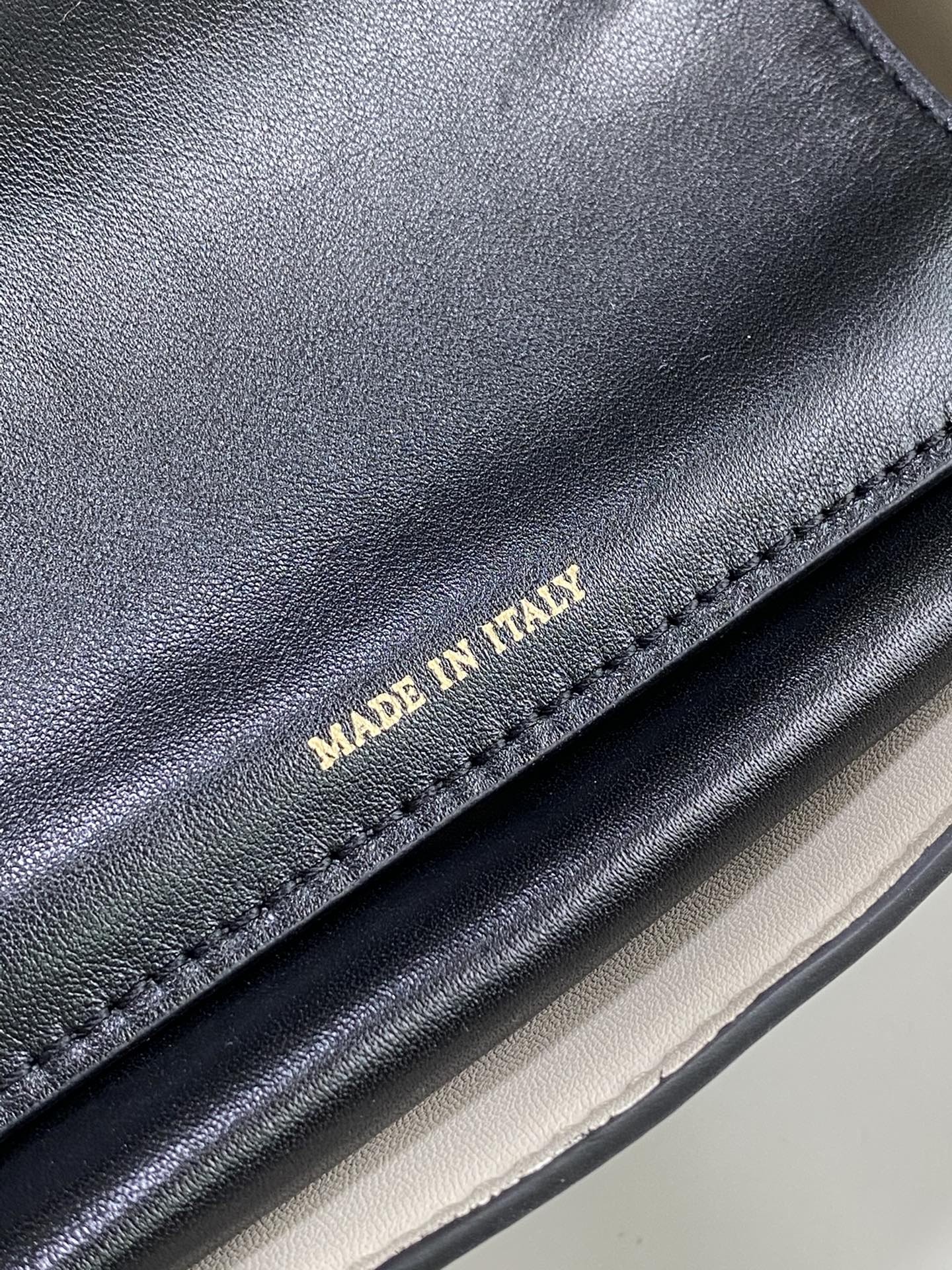 버버리 여성 토트 백