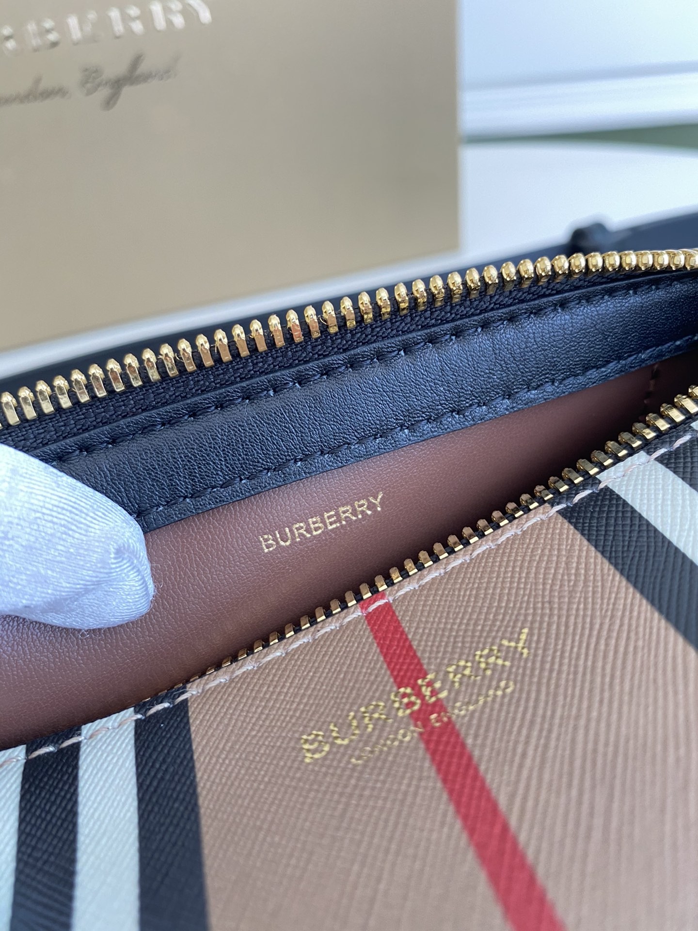 버버리 배럴 크로스백