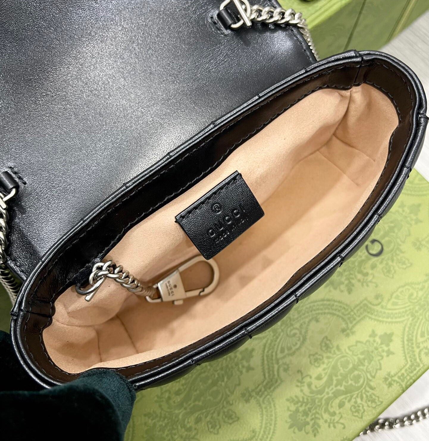 구찌 GUCCI 마몬트 마틀라세 슈퍼 미니 백