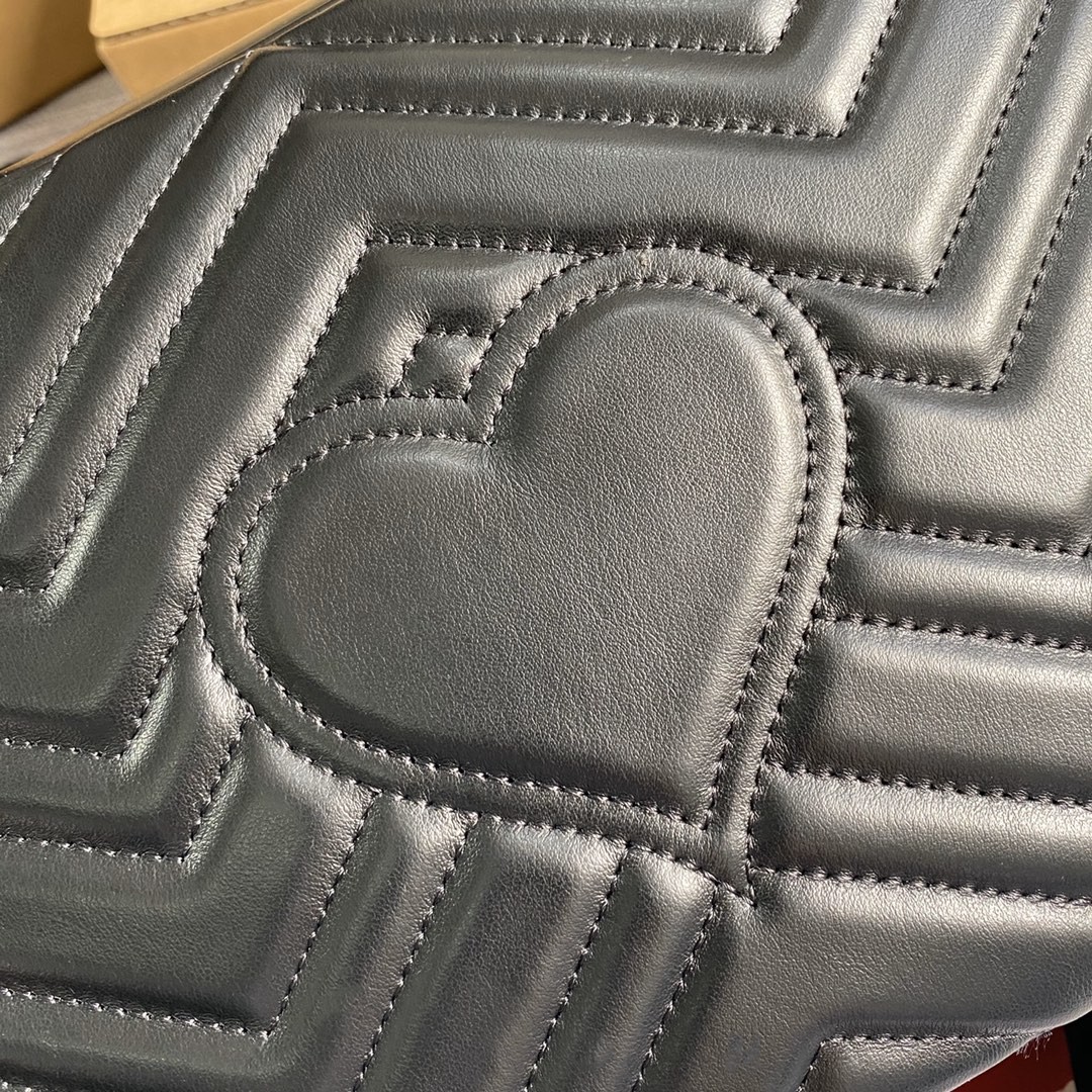 구찌 GUCCI GG 마몬트 마틀라세 탑핸들백