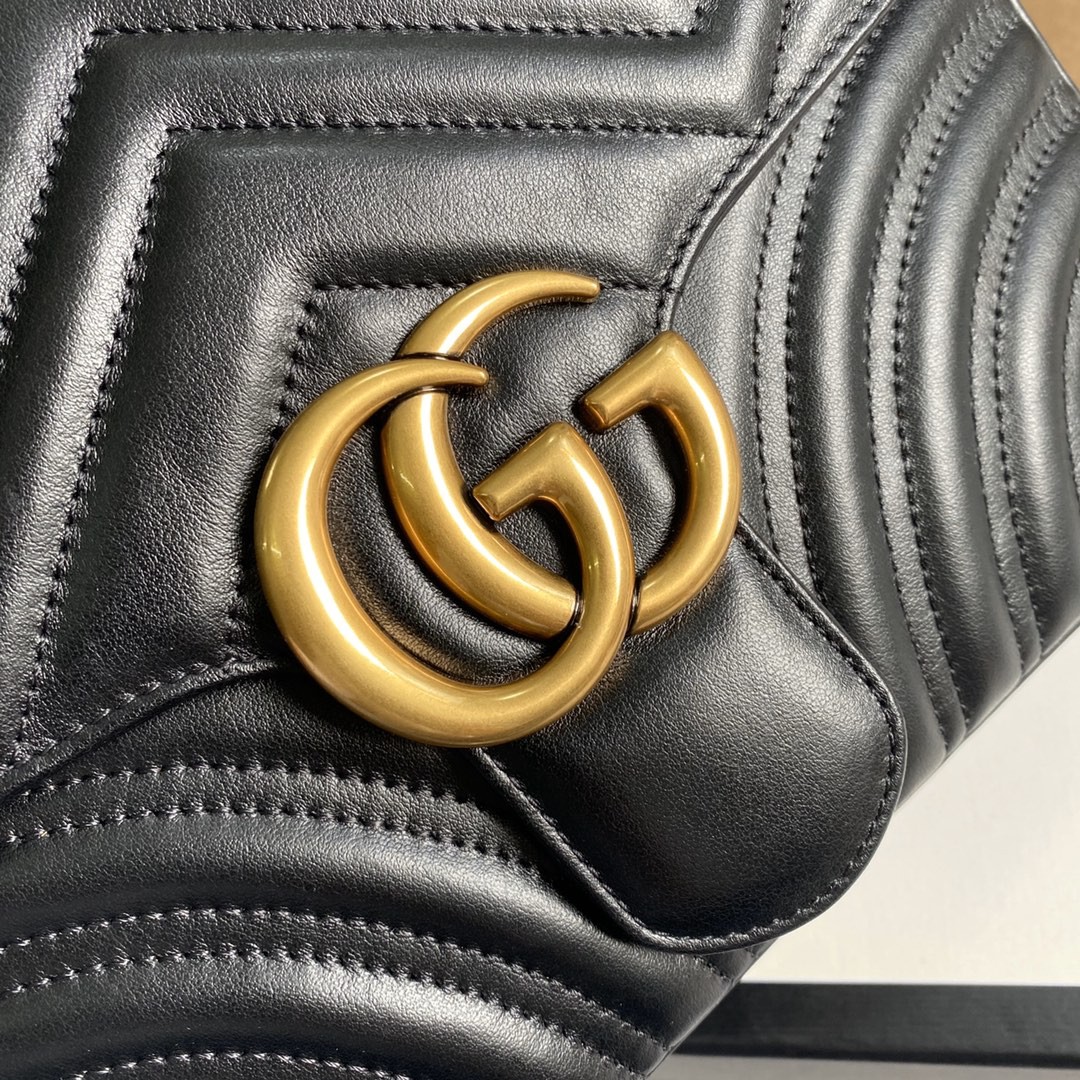 구찌 GUCCI GG 마몬트 마틀라세 탑핸들백